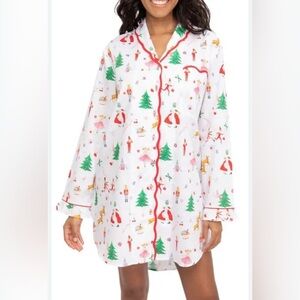 Women’s Sant & Abel x Kathy Hilton Christmas Magic nightshirt, size XS